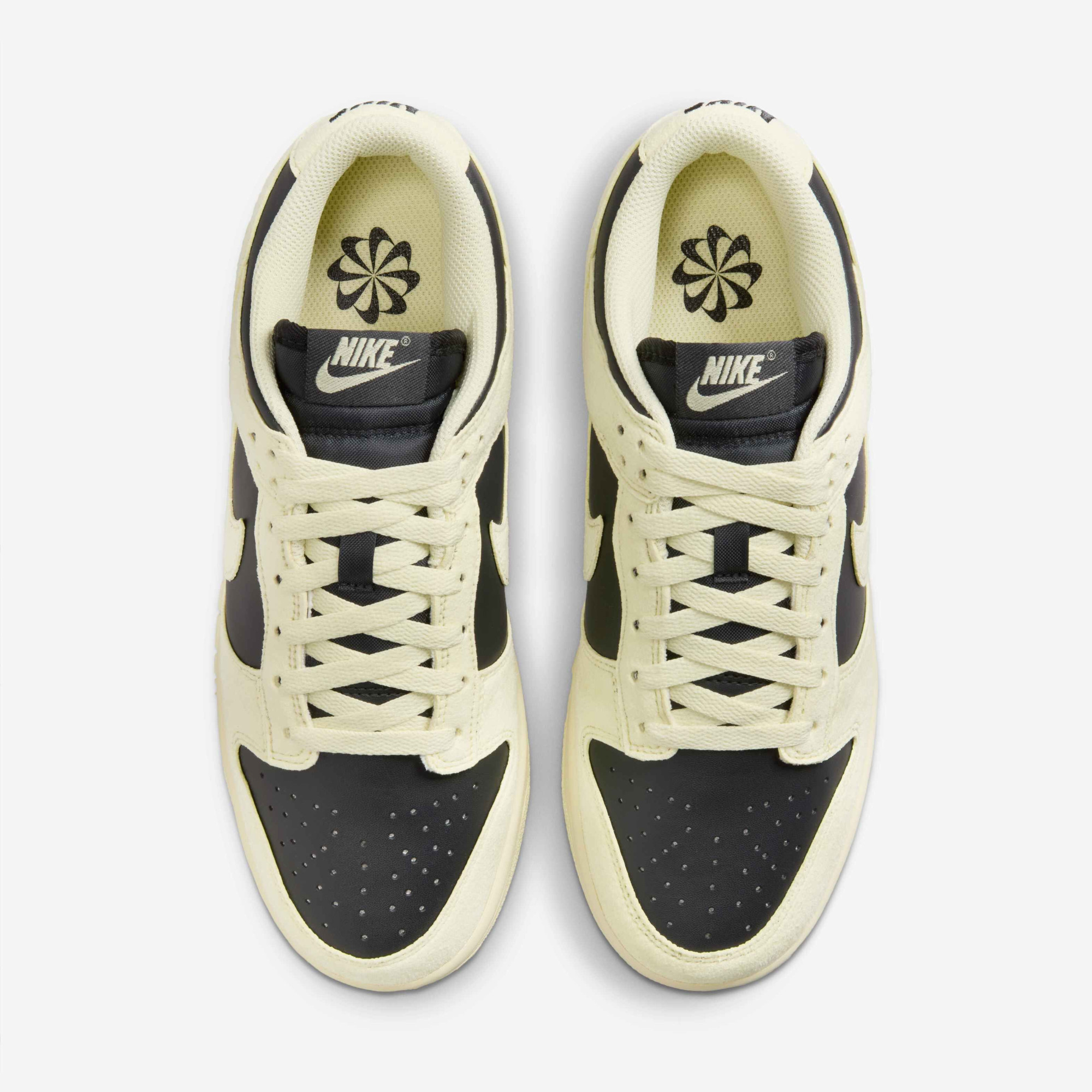 Кросівки жіночі Nike Dunk Low Beige/Black HJ7673-005
