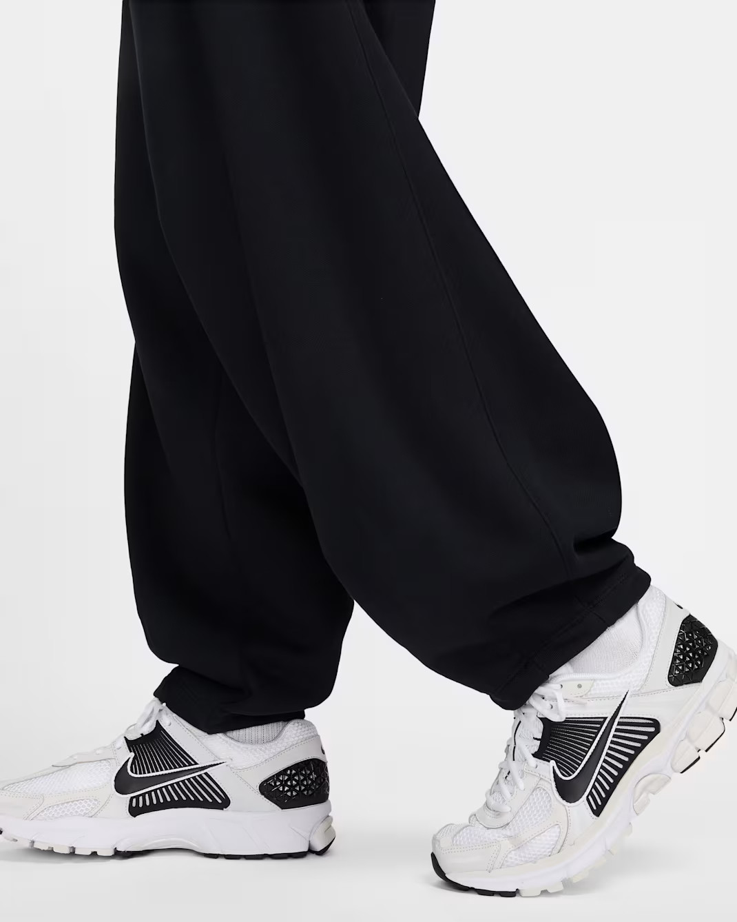 Штани чоловічі Nike Club Fleece Oversize-Hose Aus French Terry Black HJ1822-010