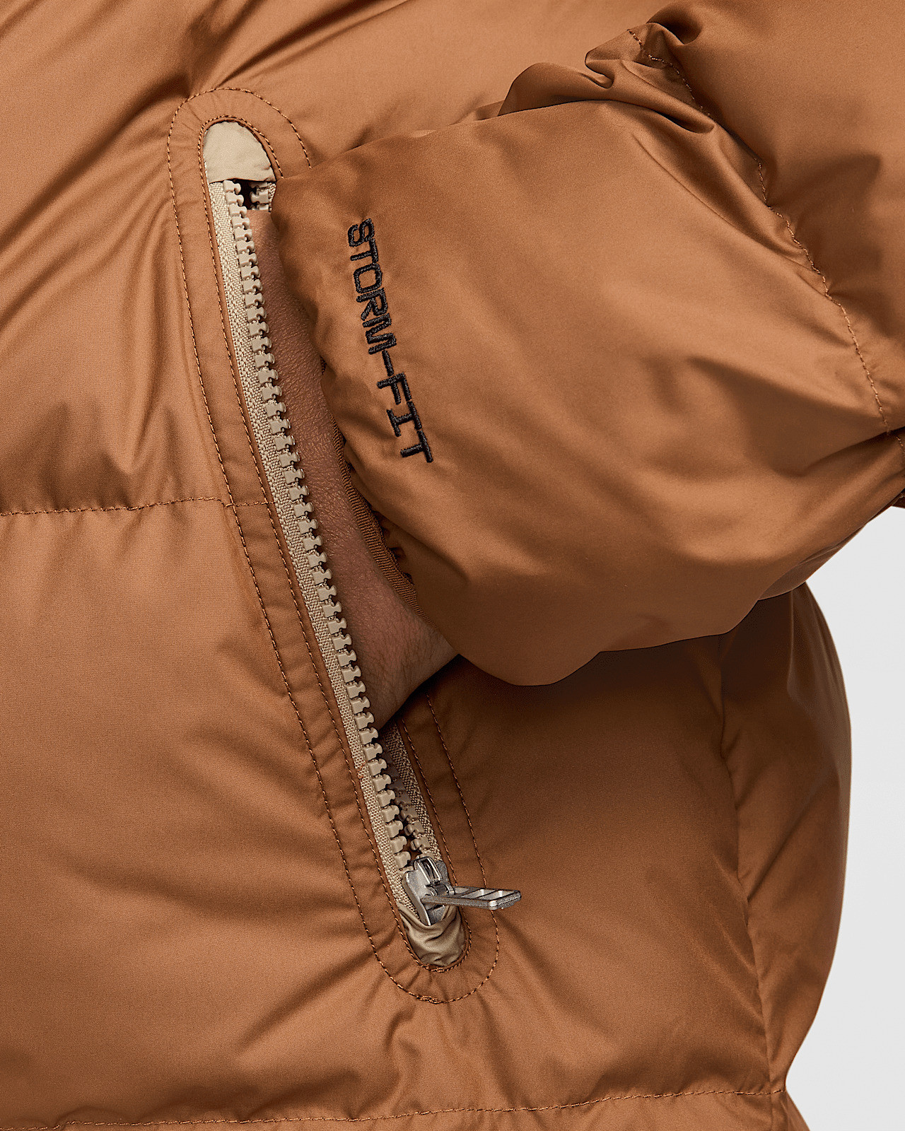 Куртка чоловіча Nike Windrunner Primaloft Storm-Fit Hooded Puffer Brown FB8185-248