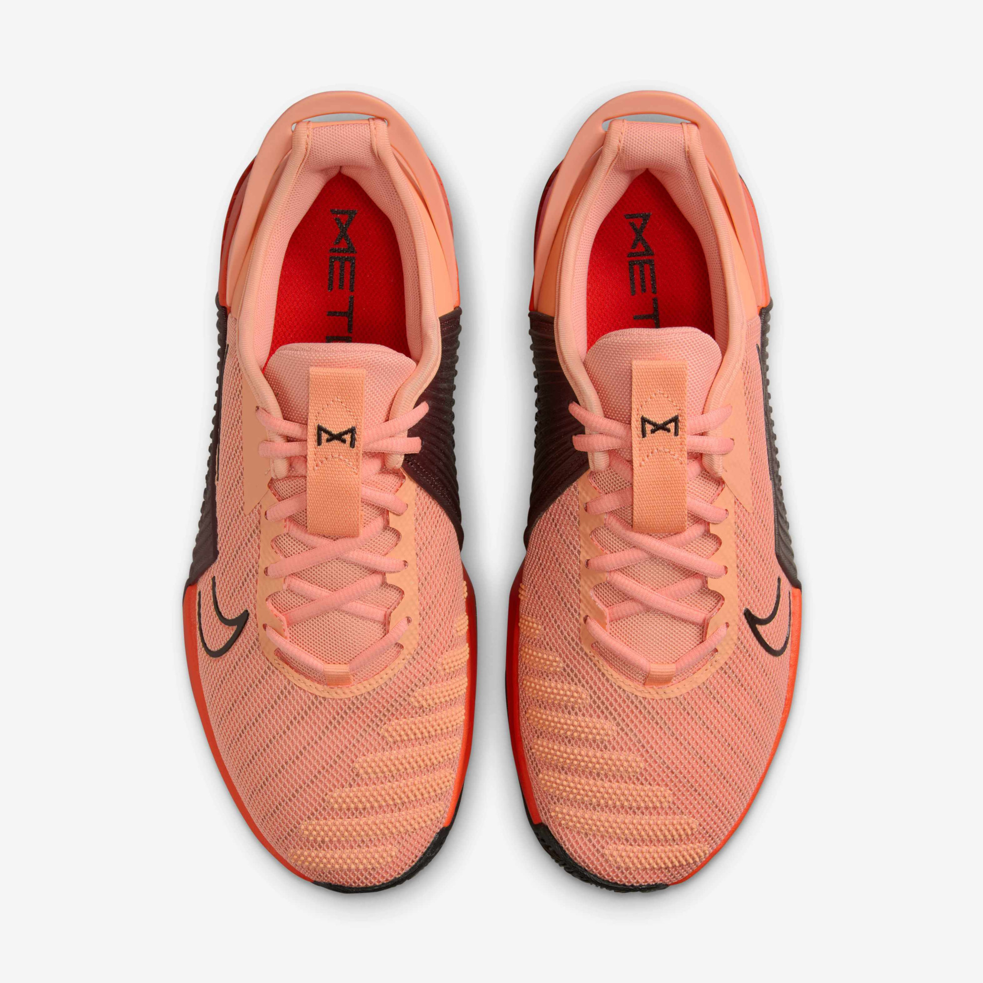 Кросівки чоловічі Nike Metcon 9 Flyease Peach DZ2615-801