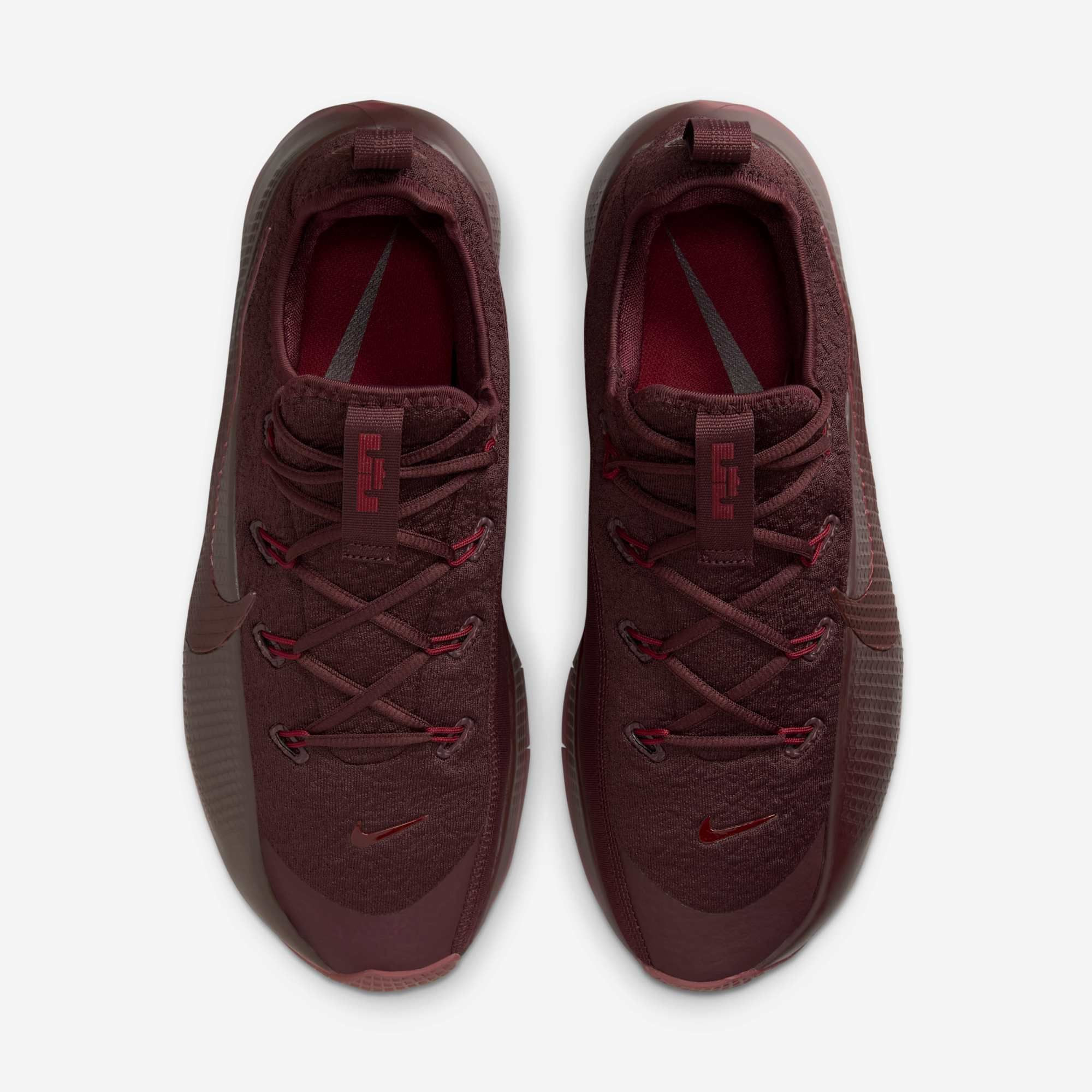 Кросівки Nike LeBron TR 1 FJ6151-601