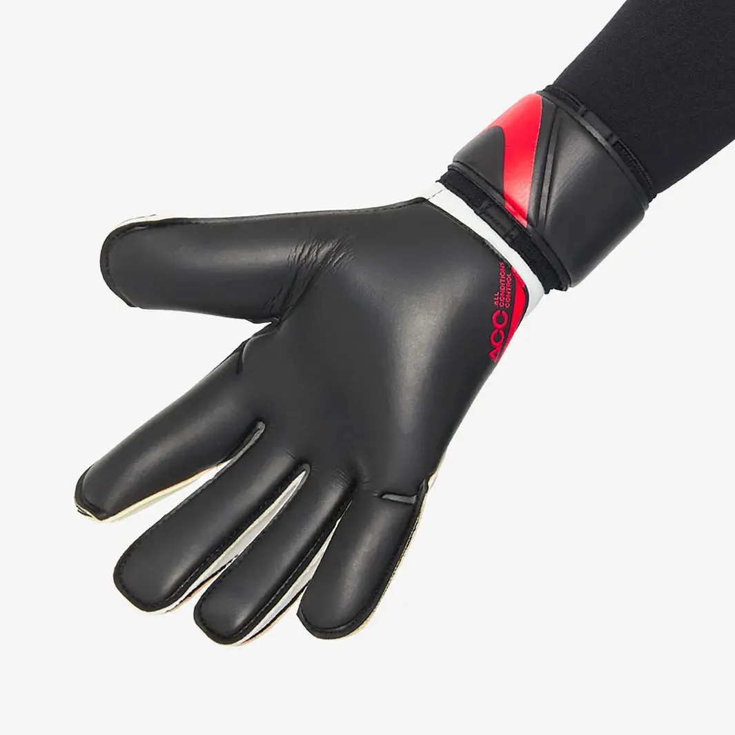 Рукавиці воротарські Nike GK Grip 3 ACC CN5650-101