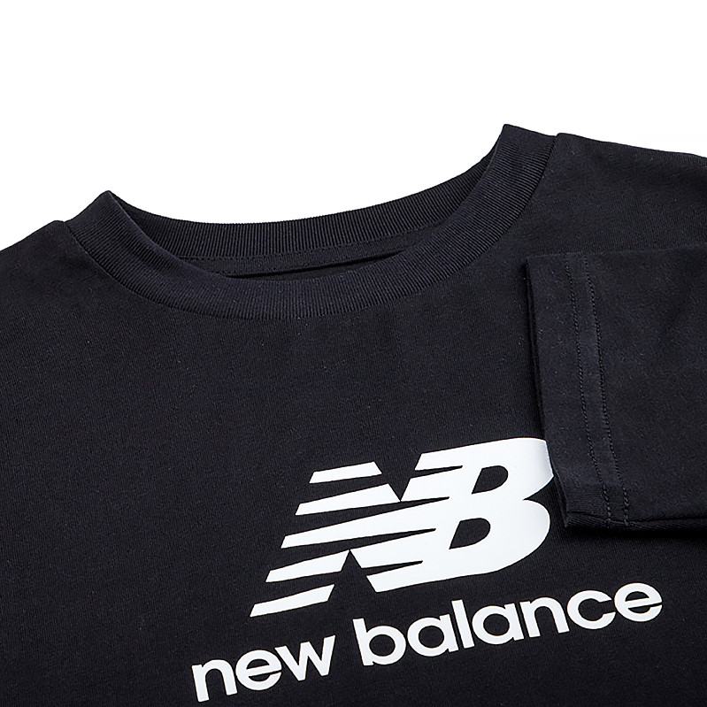 Футболка New Balance Essentials Stacked Logo Jersey YT31541BK