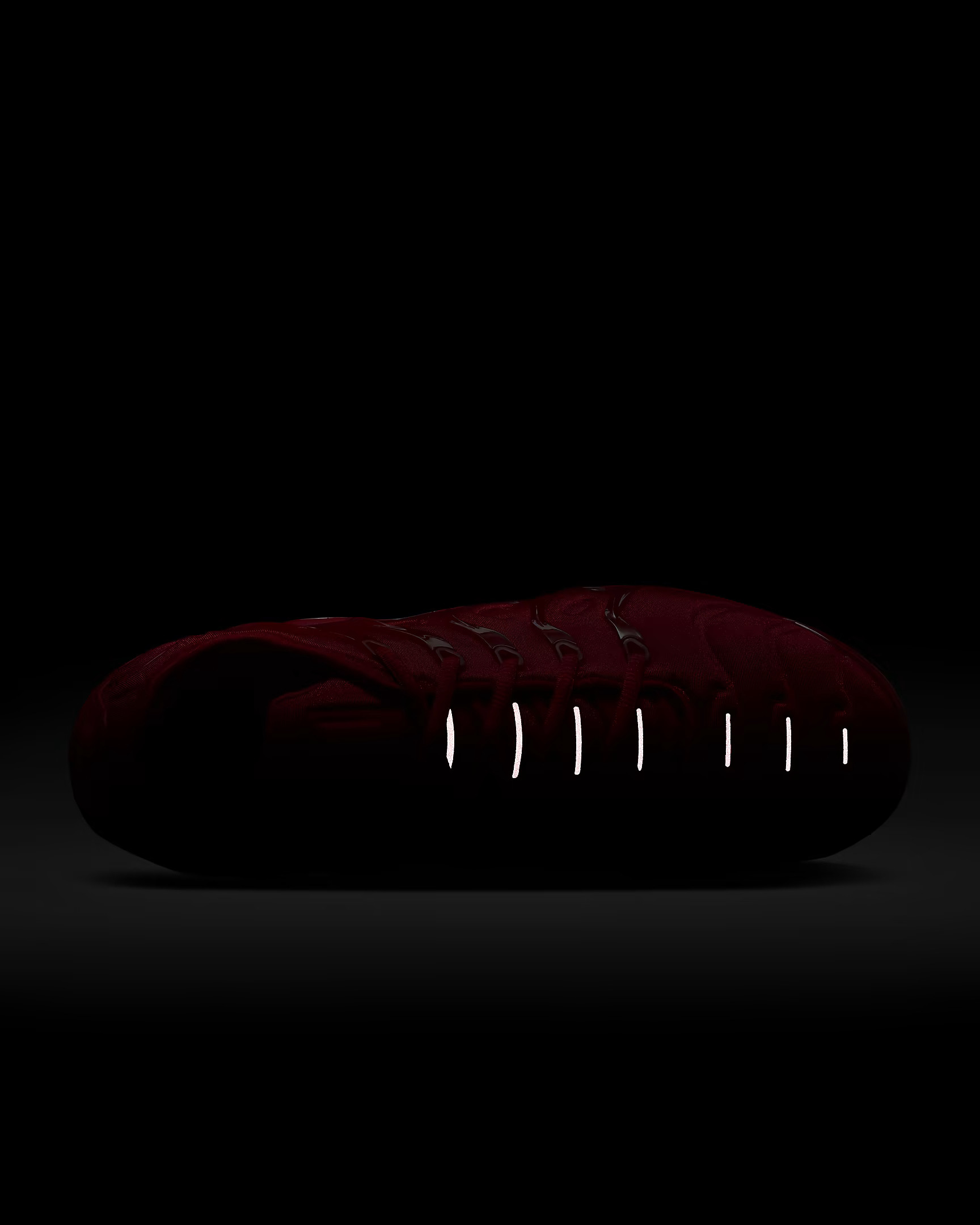 Кросівки Nike Air VaporMax Plus Triple Red CW6973-600