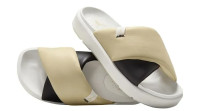 Тапочки жіночі Air Jordan Sophia Slide Beige DO8863-202 40.5 DO8863-202