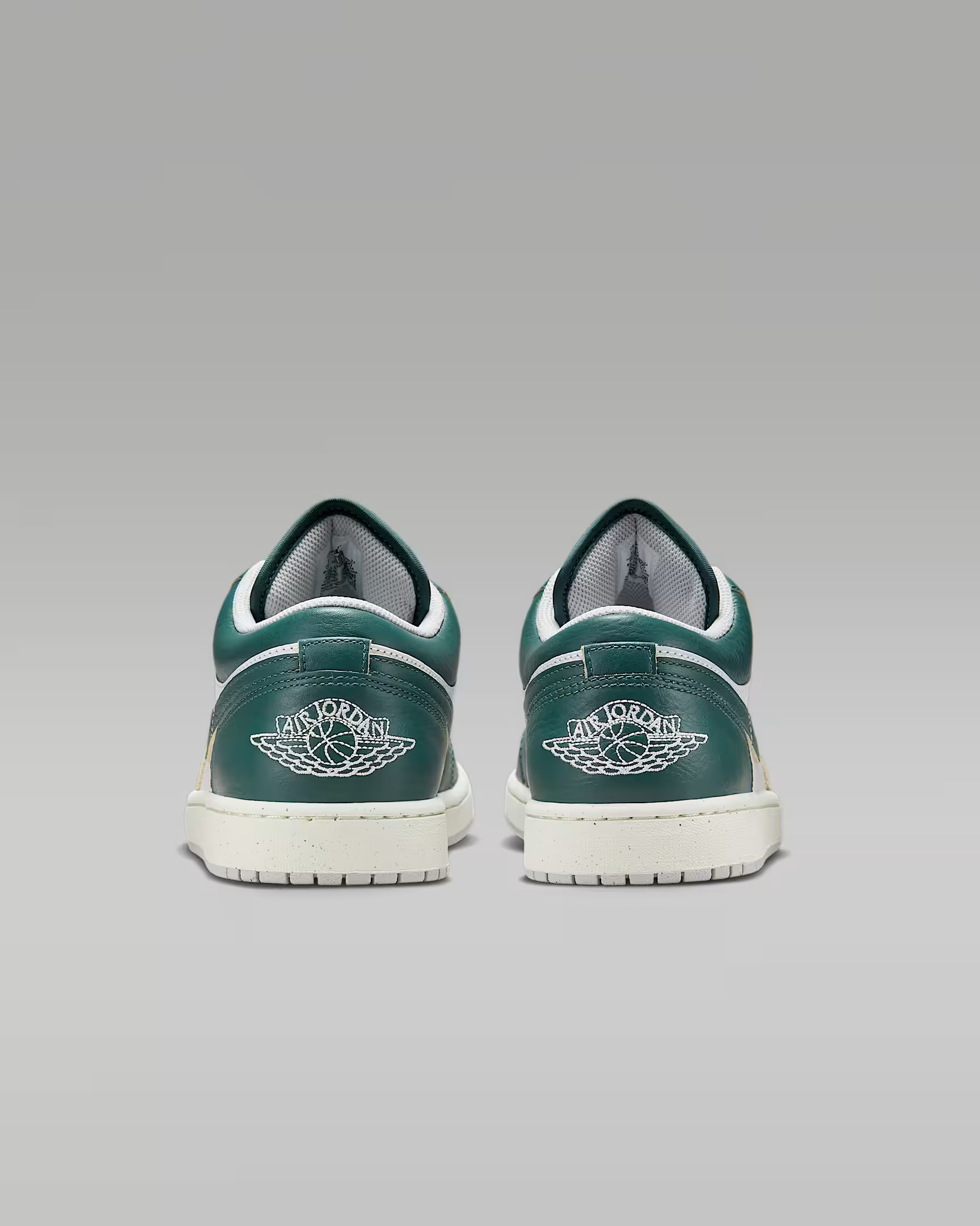 Кросівки Air Jordan 1 Retro Low Se Green/Whiten FQ7687-300