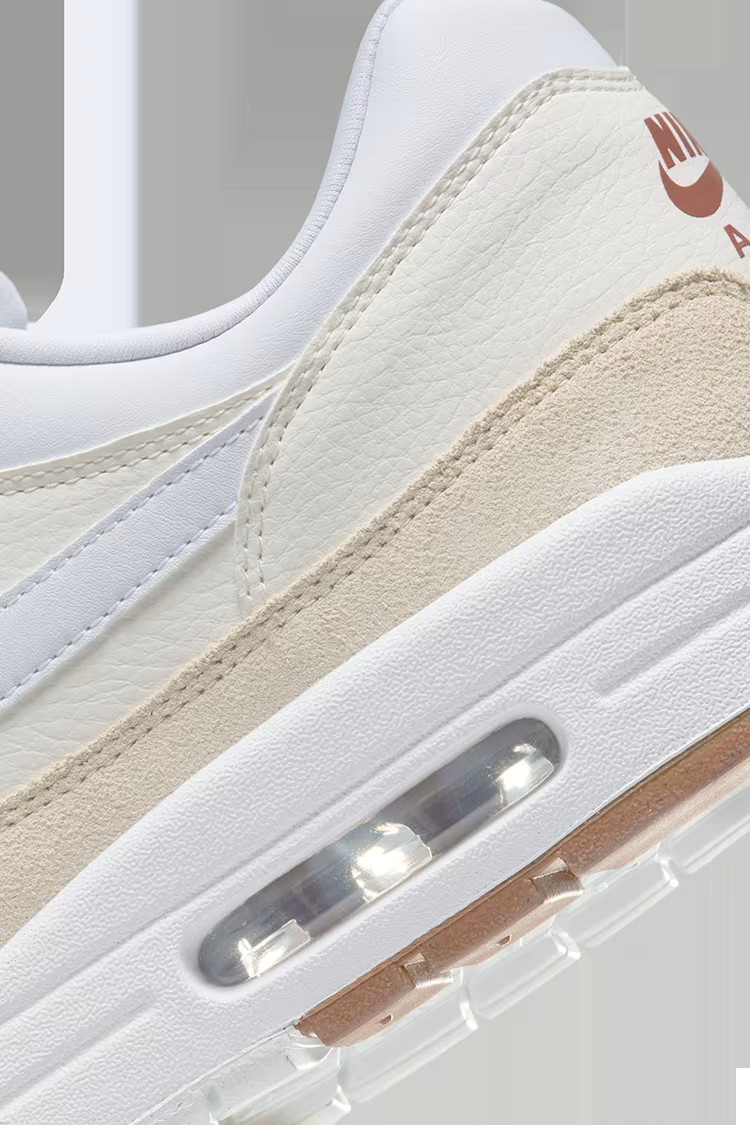 Кросівки унісекс Nike Air Max 1 SC FN6983-100