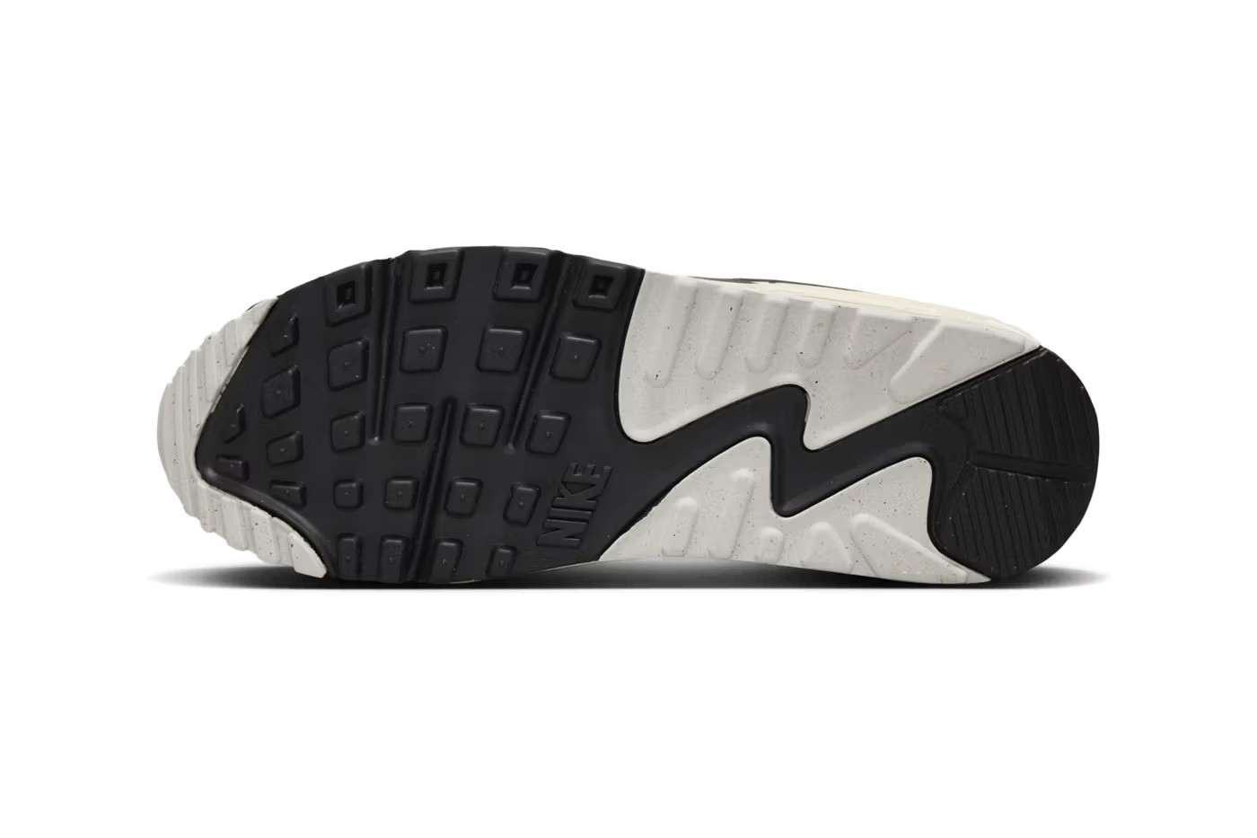 Кросівки NIKE W AIR MAX 90 NN HF3444-100