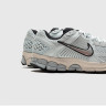 Кросівки Nike Zoom Vomero 5 FN6742-002