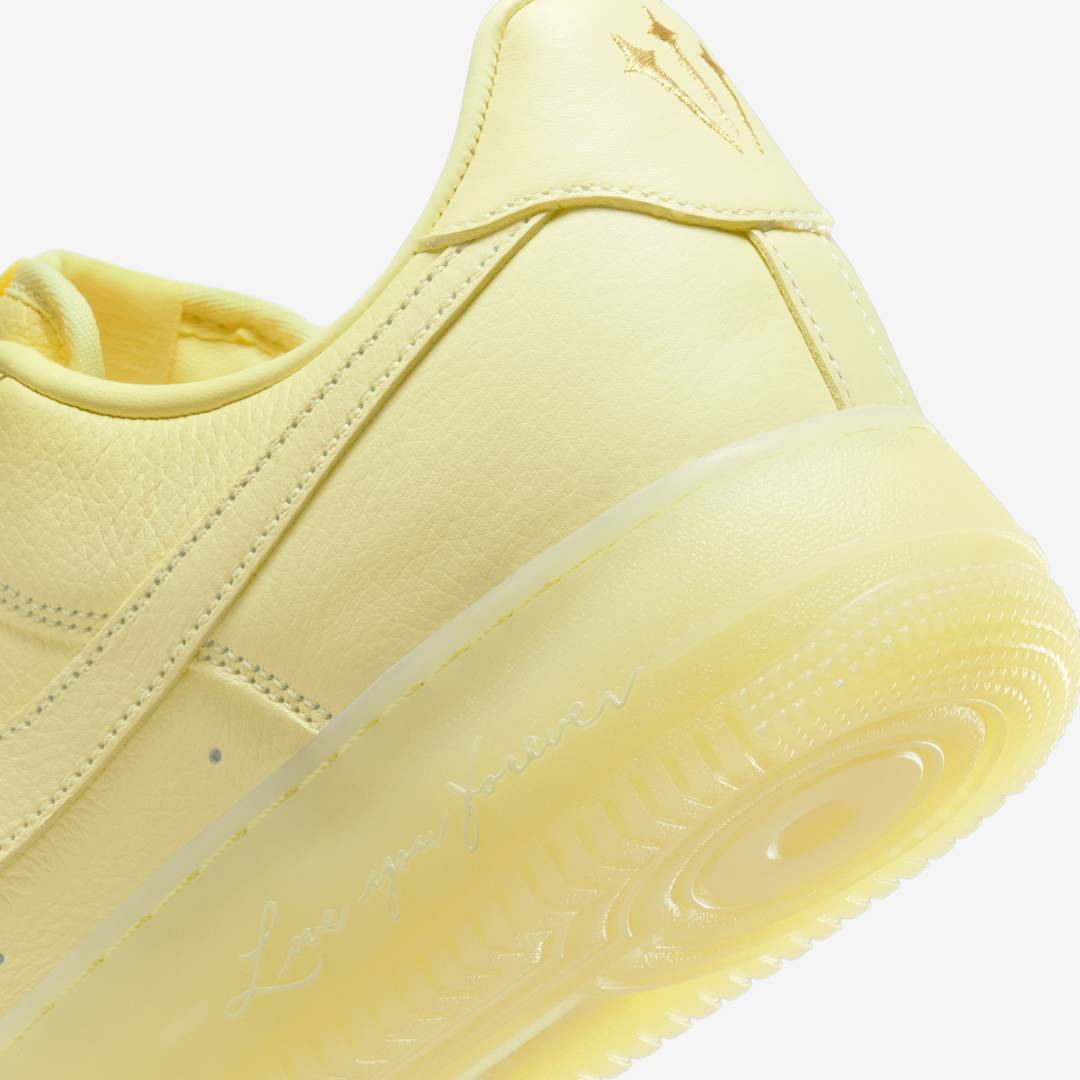 Кросівки Nike AIR FORCE 1 LOW SP CZ8065-800