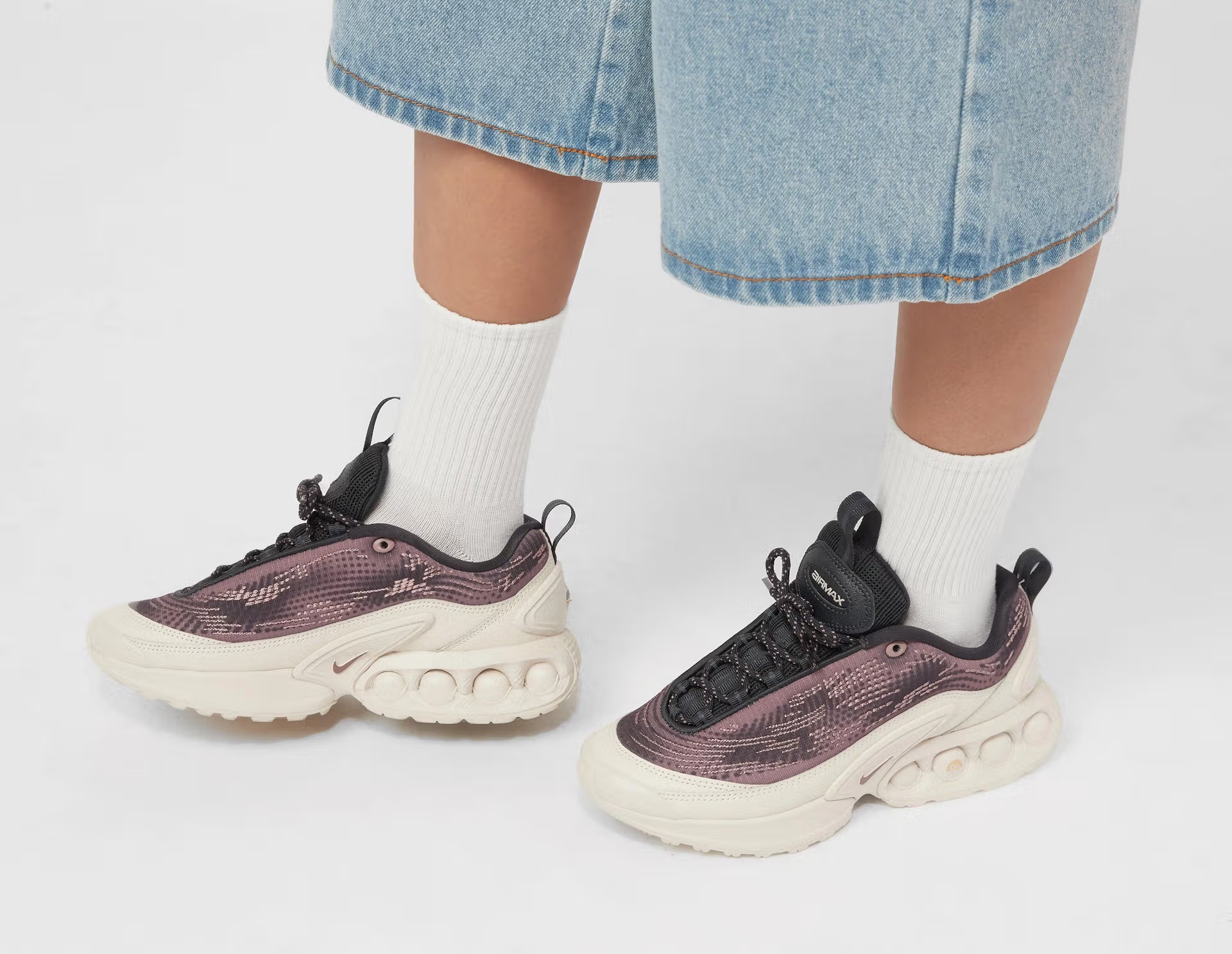 Кросівки Nike Air Max DN HQ0912-200