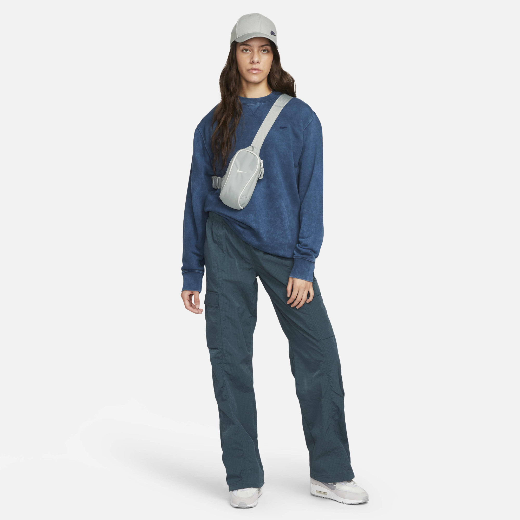 Штани жіночі Nike Sportswear Cargo Woven Turquoise FN7696-328