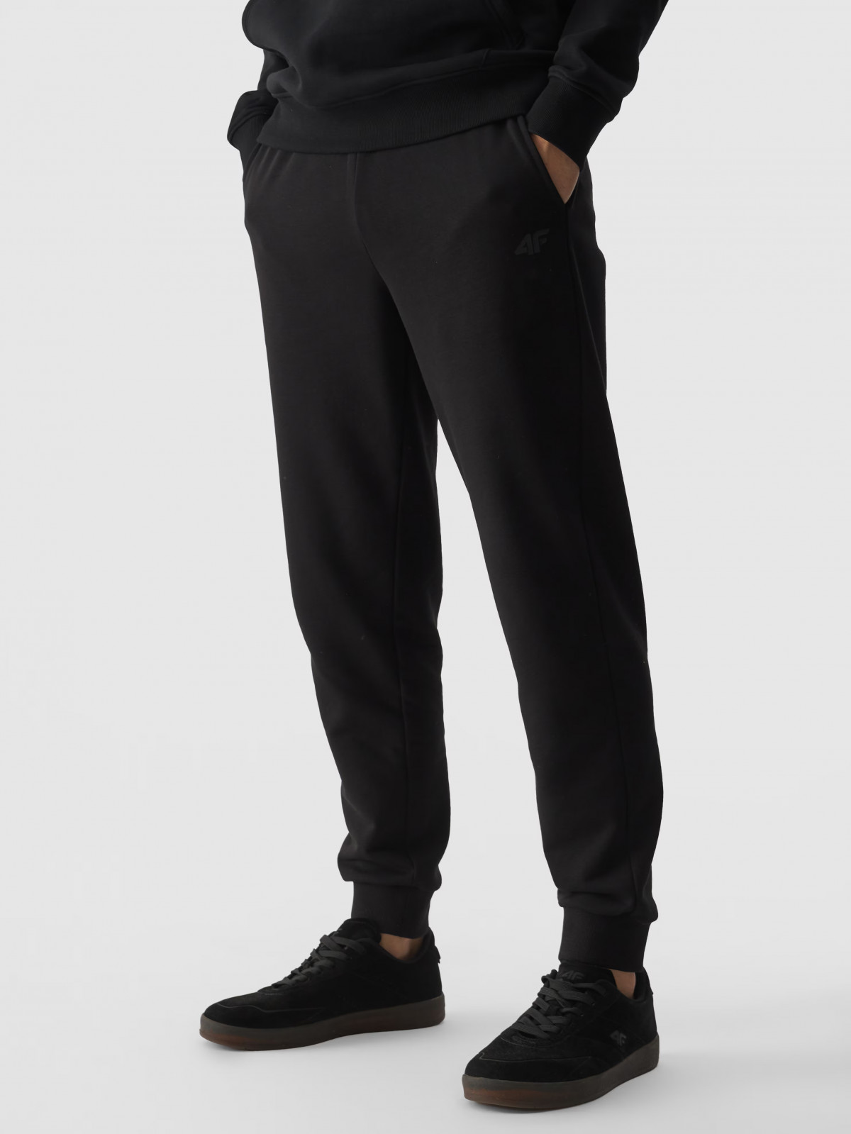 Штани спортивні TROUSERS CAS M0943 4FWMM00TTROM0943-20S 4F S Чорний 4FWMM00TTROM0943-20S
