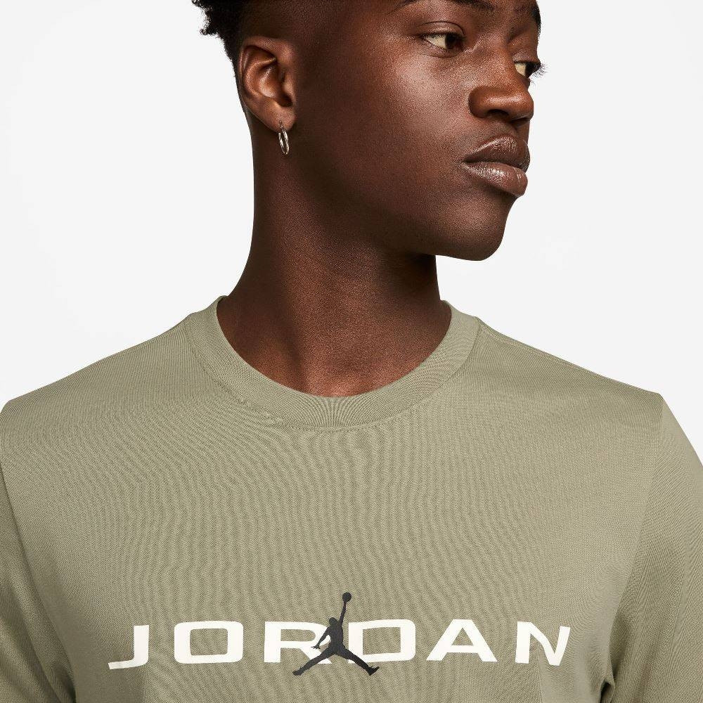 Футболка чоловіча Air Jordan Air Ss Crew Olive IB7353-238