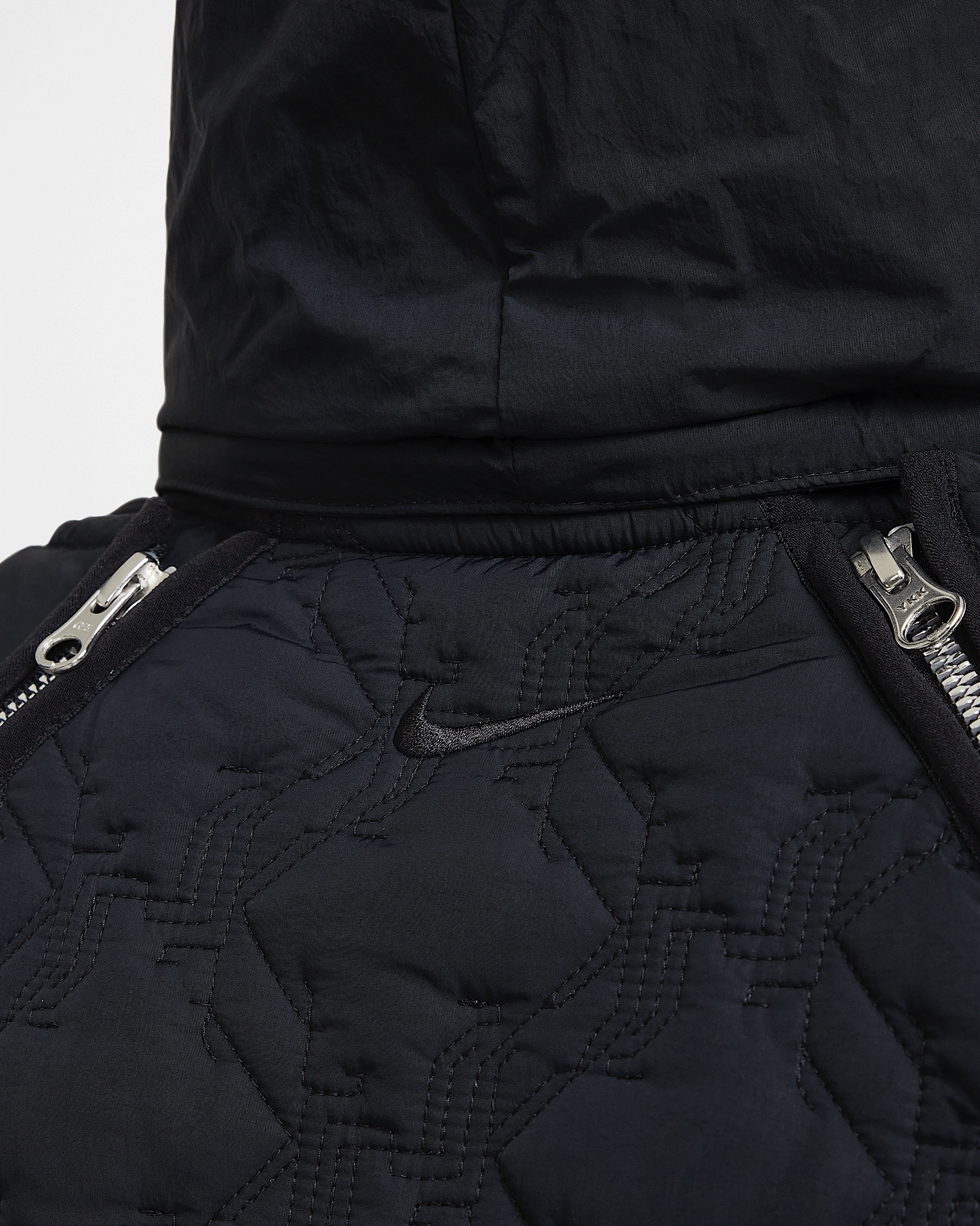 Куртка чоловіча Nike Lebron Therma-Fit Adv Insulated Basketball Black FZ1032-010