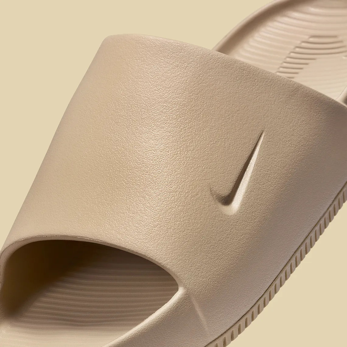 Шльопанці Nike CALM SLIDE FD4116-201
