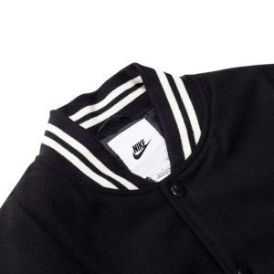 Бомбер Nike Authentics Varsity FD7845-010