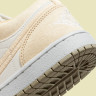Кросівки Жіночі Air Jordan 1 Low Se Beige/white FN3722-701