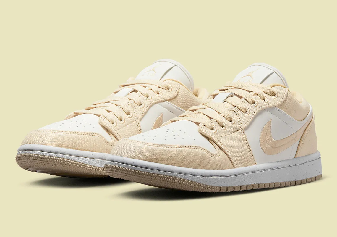 Кросівки Жіночі Air Jordan 1 Low Se Beige/white FN3722-701