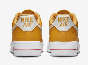 Кросівки Nike Air Force 1 07 Se Yellow DQ7582-700
