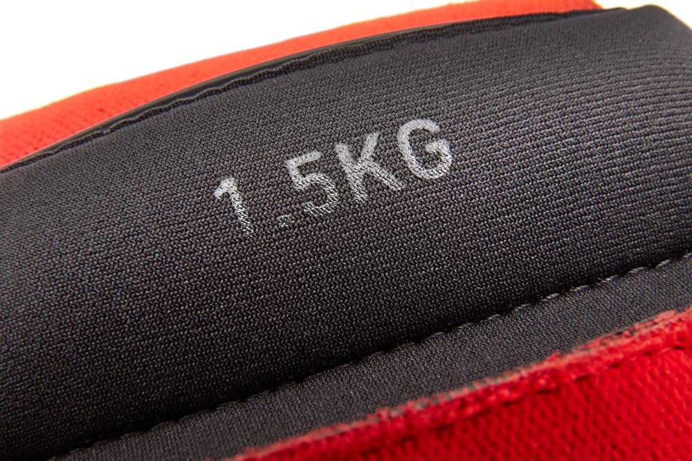 Обважнювачі зап'ястя Reebok Flexlock Wrist Weights чорний, червоний 1.5 кг (RAWT-11262) RAWT-11262