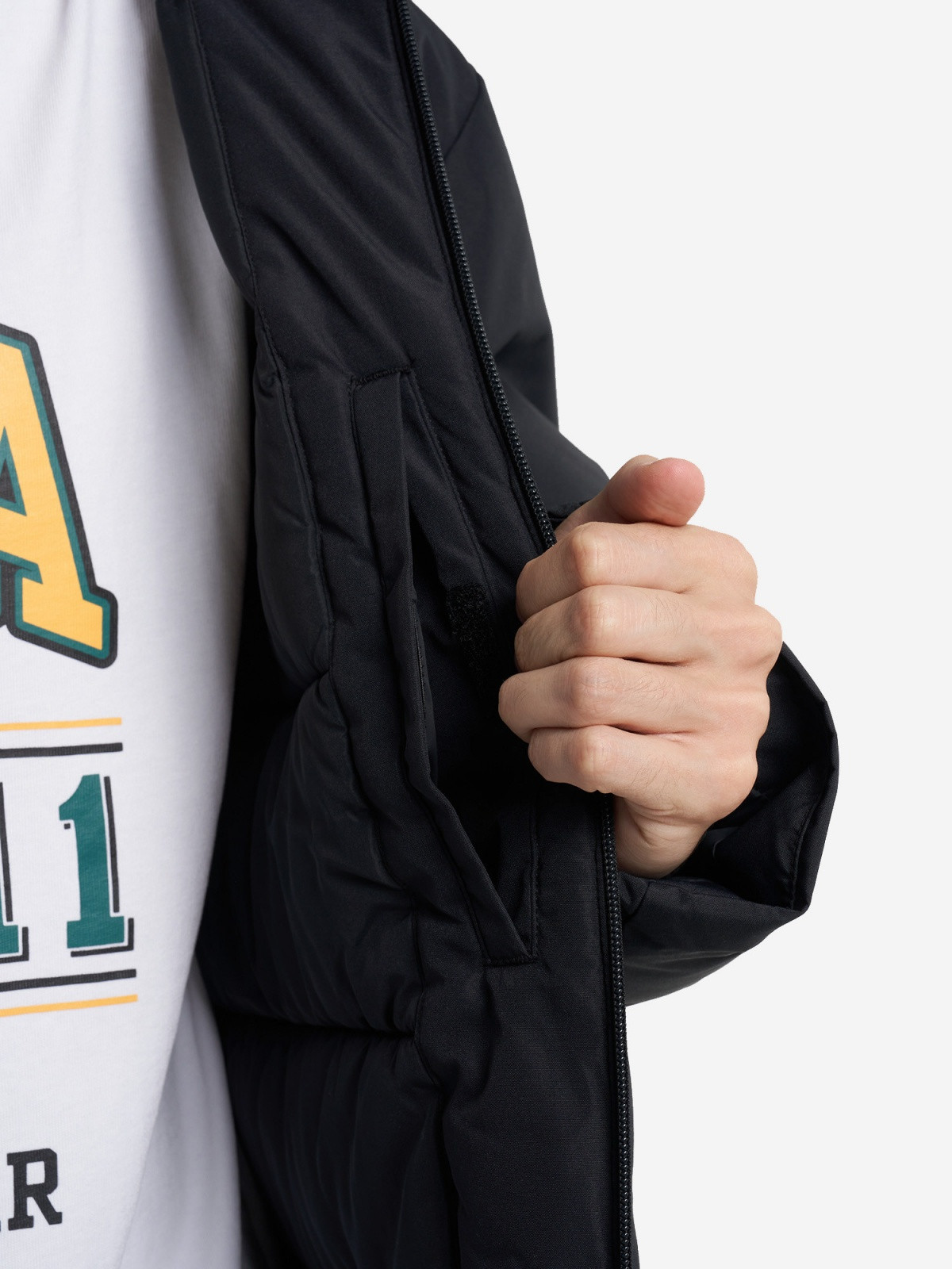 Куртка утеплена 122914FLA-99 FILA 44-46 Чорний 122914FLA-99