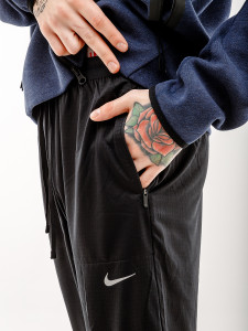 Штани Nike M DF PHENOM ELITE KNIT PANT DQ4740-010