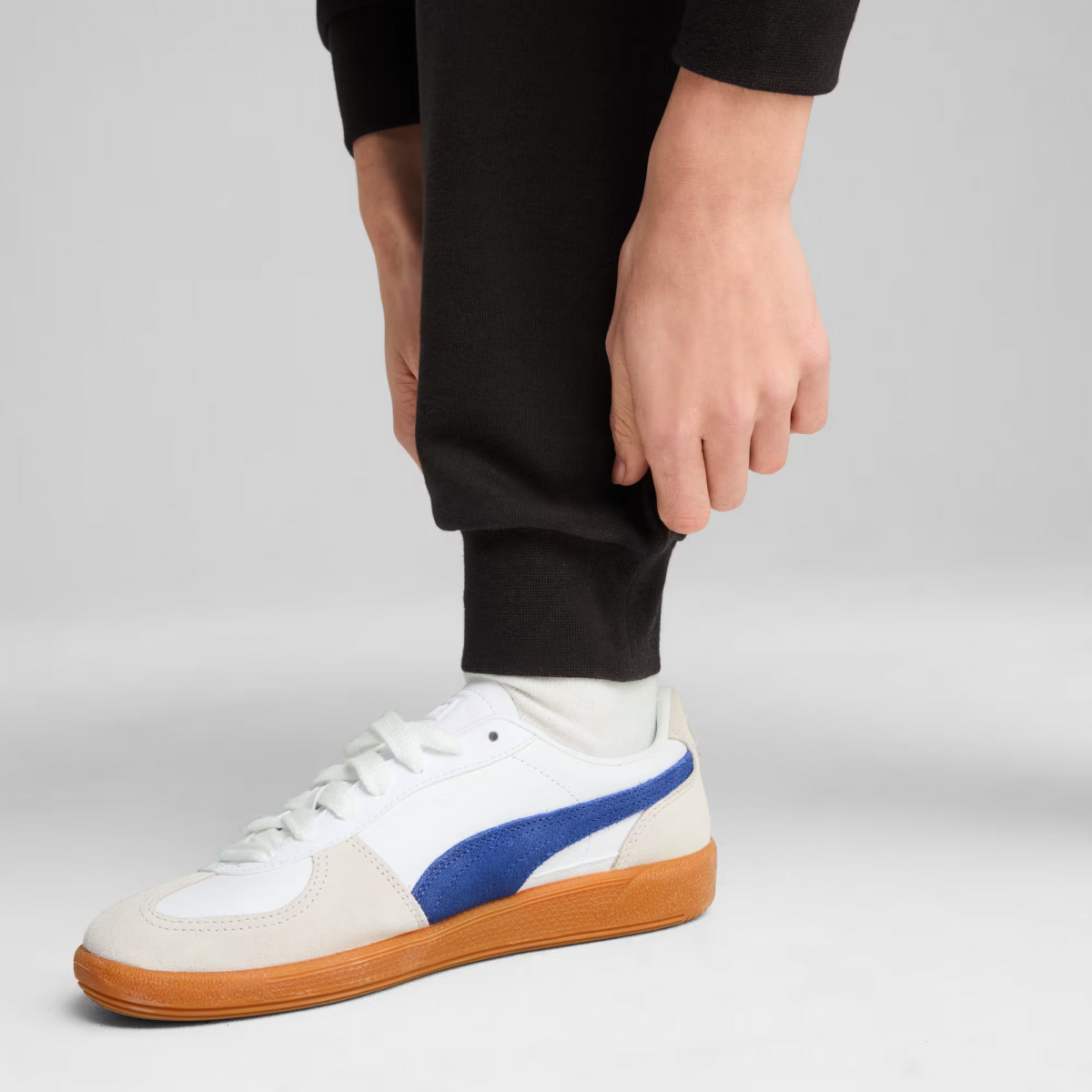 Костюм спортивний Relaxed Sweat Suit TR cl 68507401 Puma L Чорний 68507401