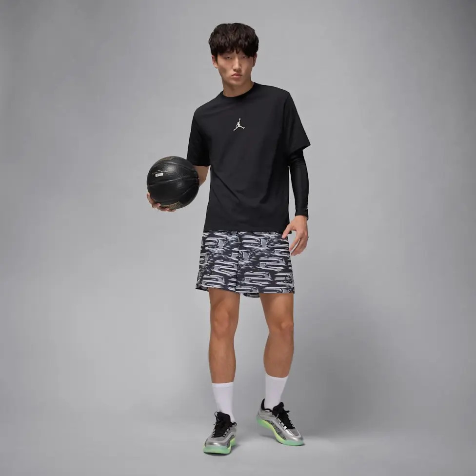 Футболка Jordan M DF SPRT GFX SS CREW HQ8970-010