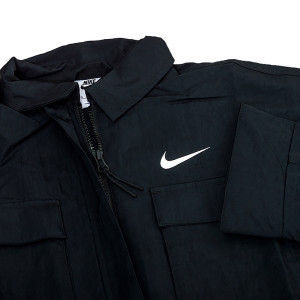Вітровка Nike ESSNTL WVN JKT FIELD DM6243-010