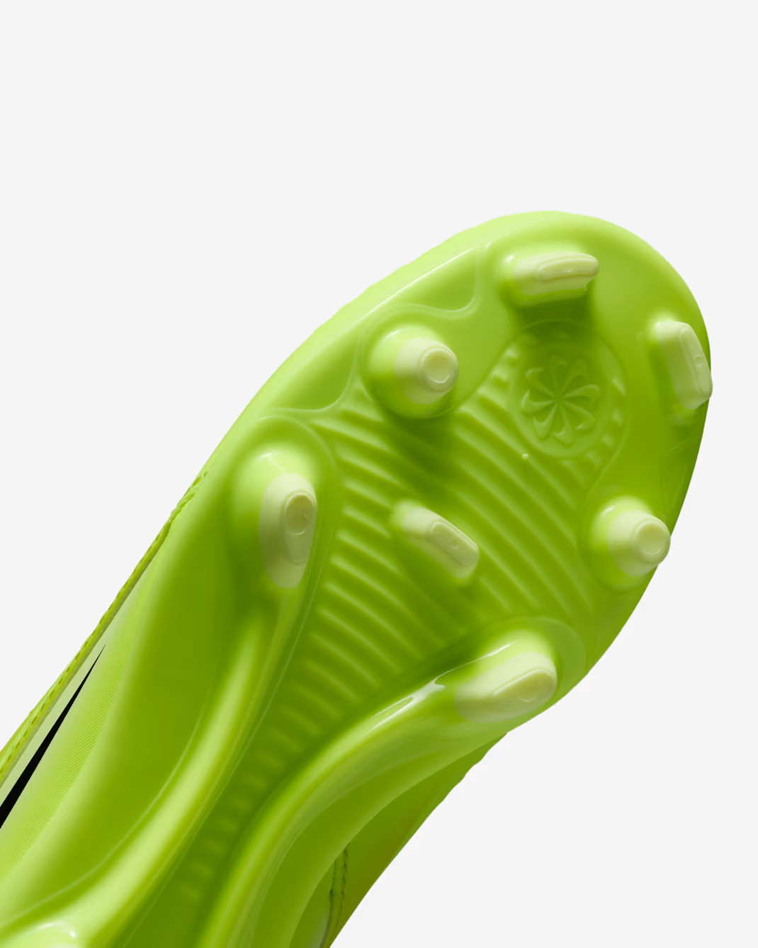 Бутси Nike JR PHANTOM 6 LOW CLUB FG/MG HM9202-800