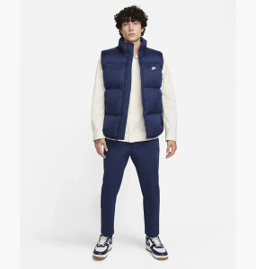 Жилетка Nike Club Puffer Vest FB7373-480