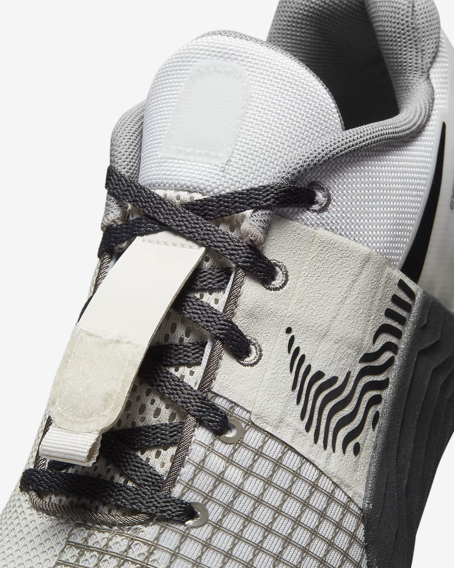 Кросівки NIKE METCON 8 DO9328-004