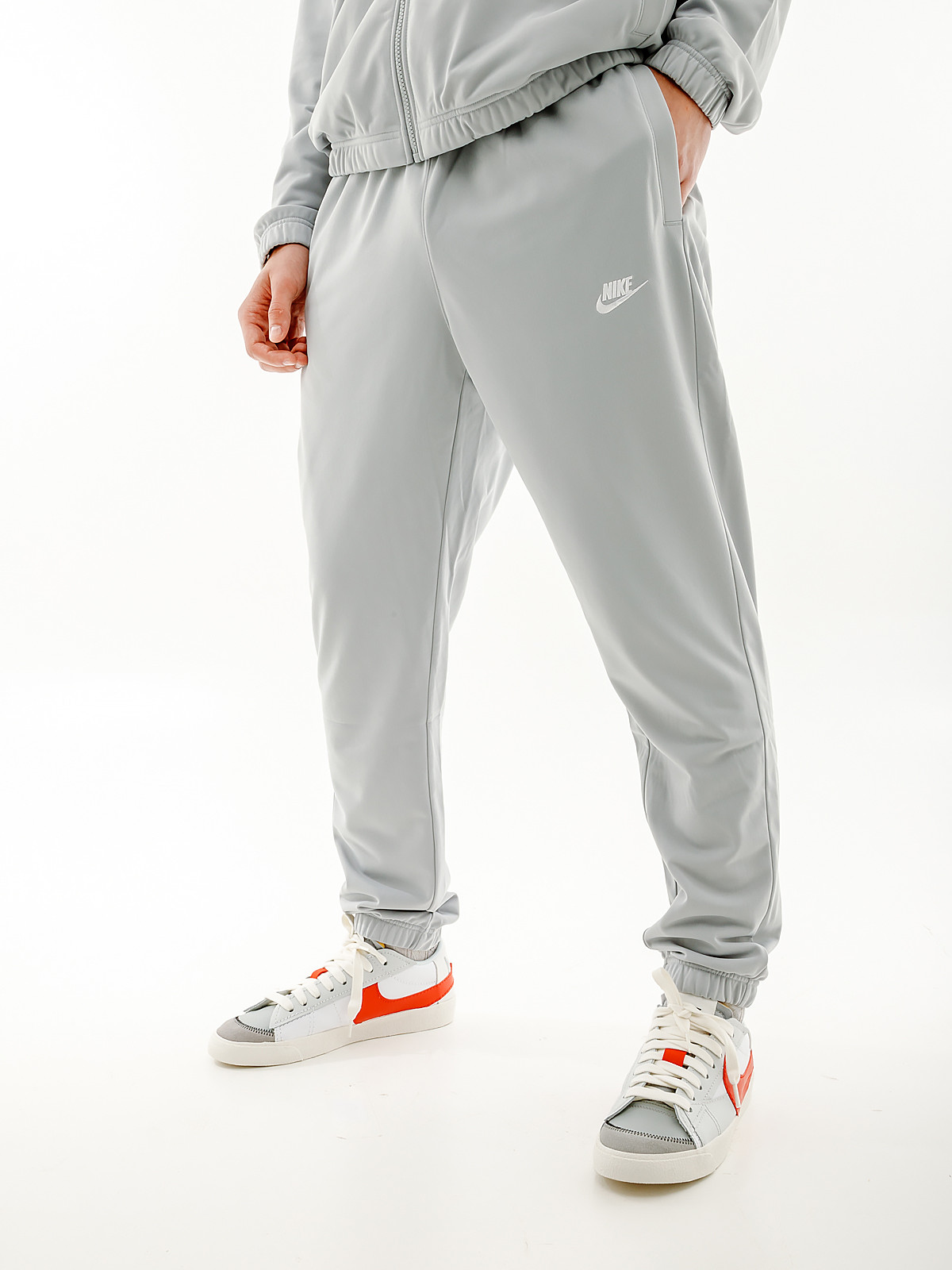 Спортивний костюм Nike CLUB SUIT FB7351-077