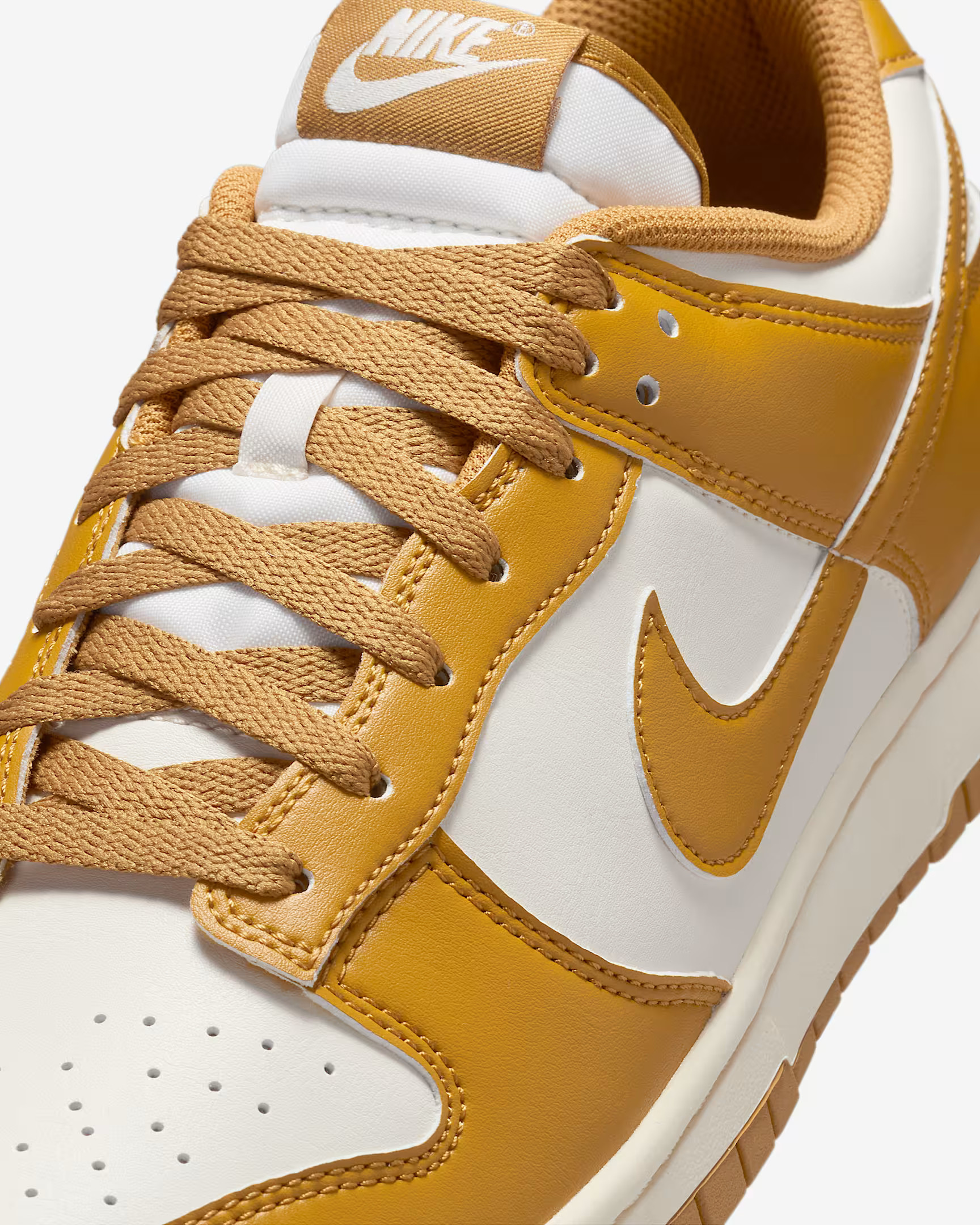Кросівки Nike Dunk Low Pale Ivory Wheat HF5441-108