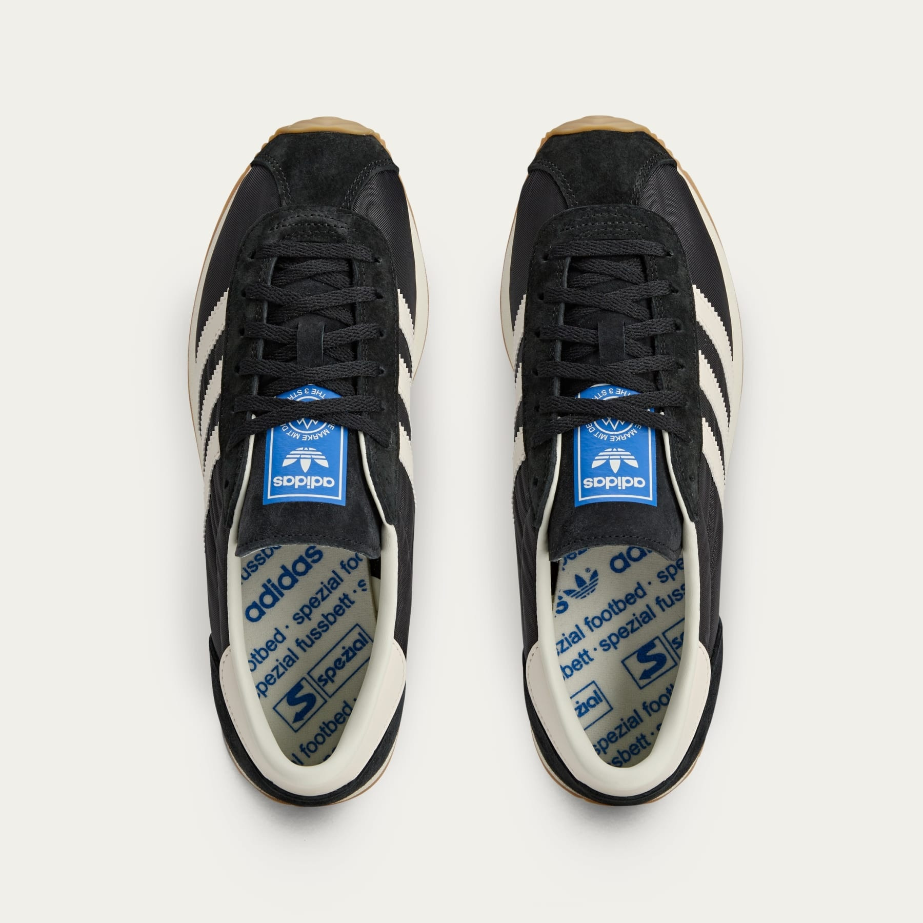 Кросівки Adidas Pampanga SPZL JQ2404