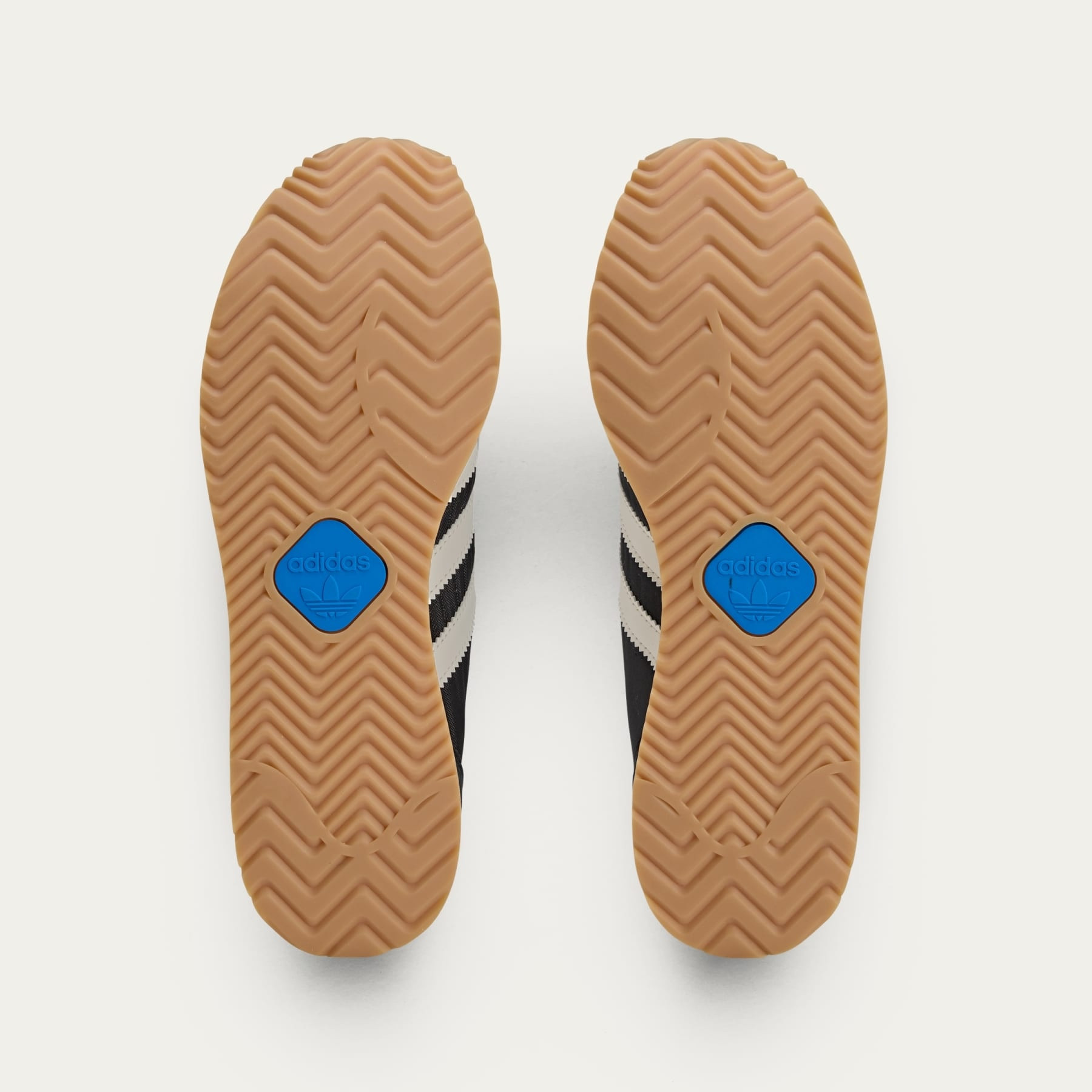 Кросівки Adidas Pampanga SPZL JQ2404