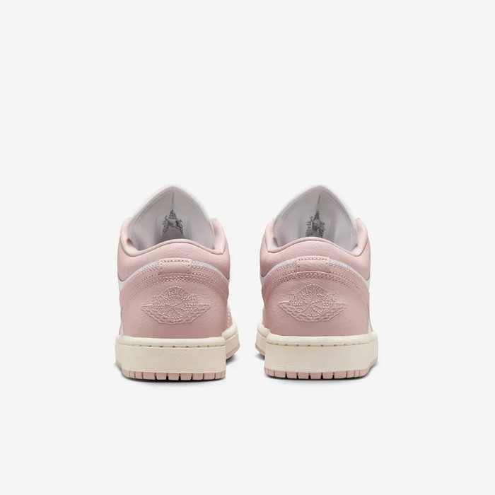 Кросівки Air Jordan 1 WMNS LOW PINK OXFORD DC0774-162
