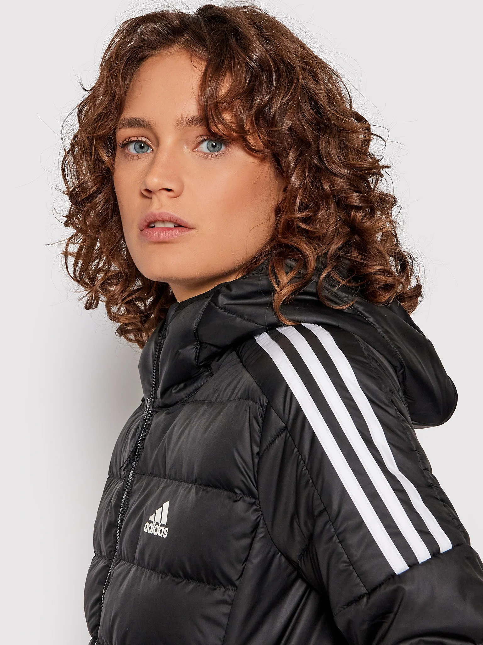 Парка жіноча Adidas Essential Down Par Black (GH4590) GH4590