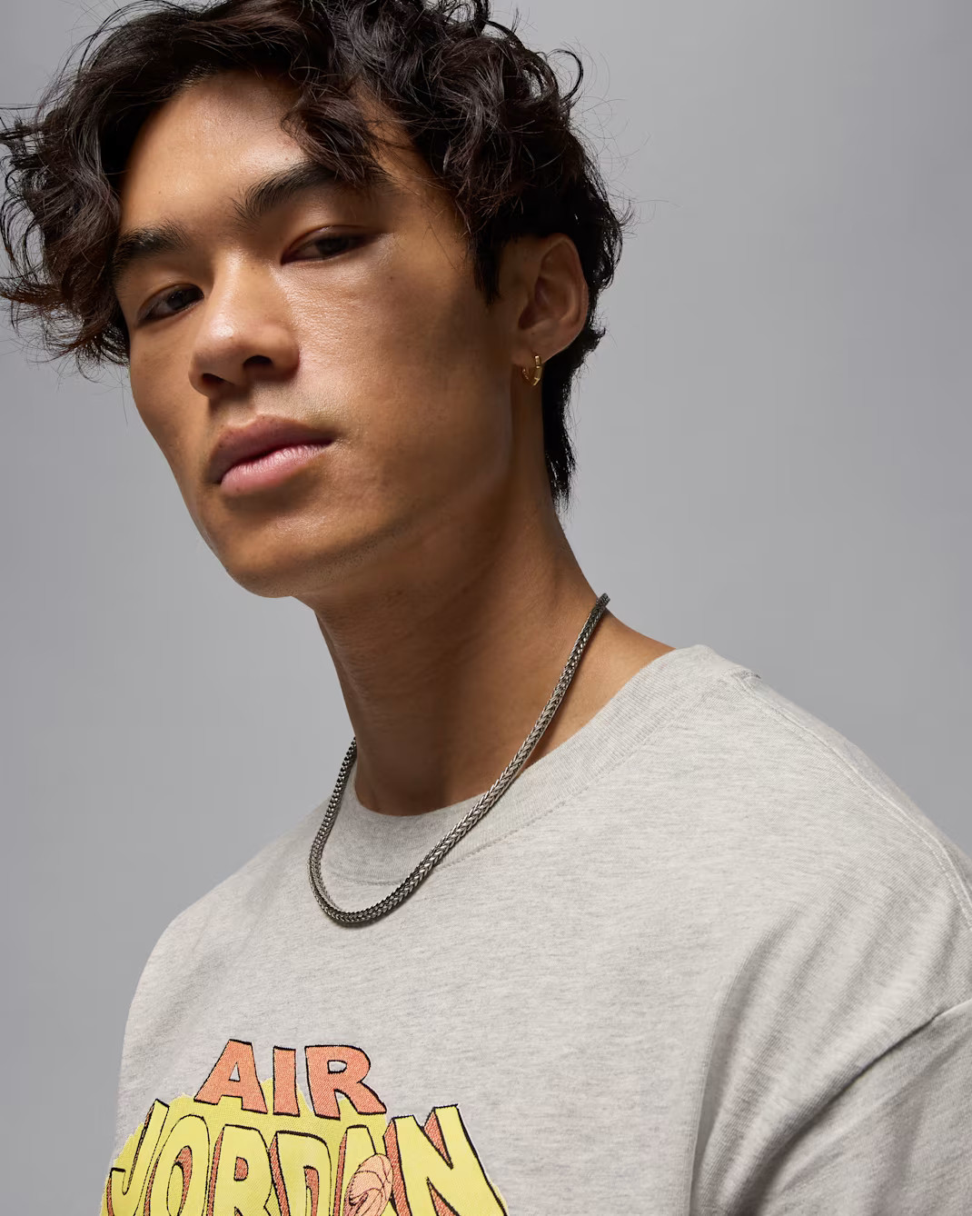 Футболка чоловіча Air Jordan Nc Comic Ss Crew Grey IF0784-050