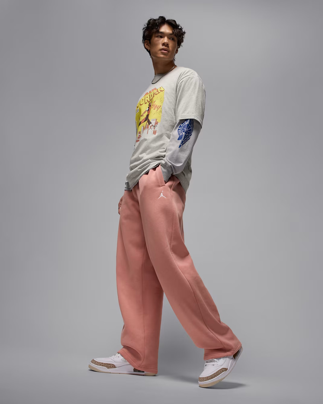 Футболка чоловіча Air Jordan Nc Comic Ss Crew Grey IF0784-050