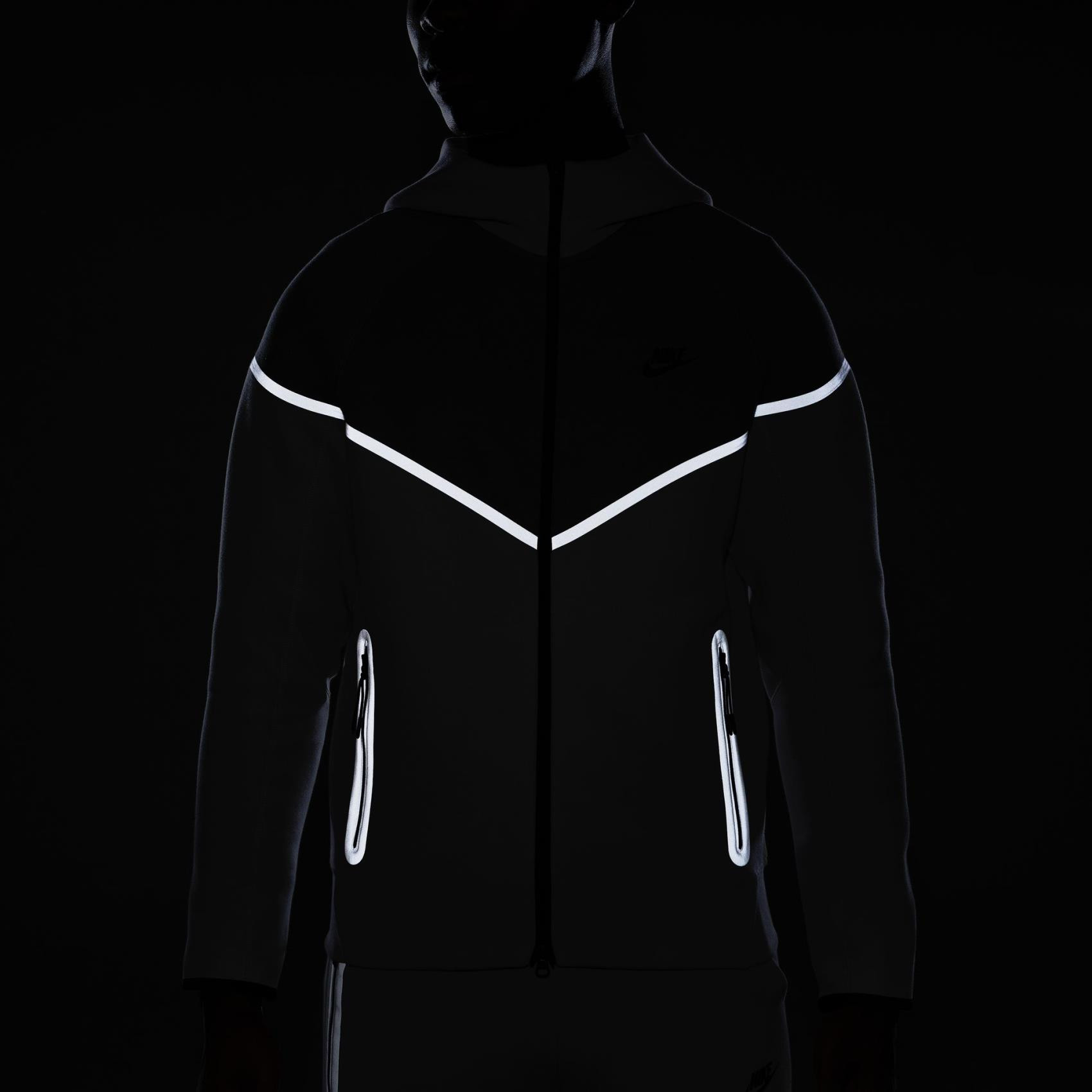 Костюм Nike Tech Fleece Reflective (сірий) HQ3746-014_HQ3747-014