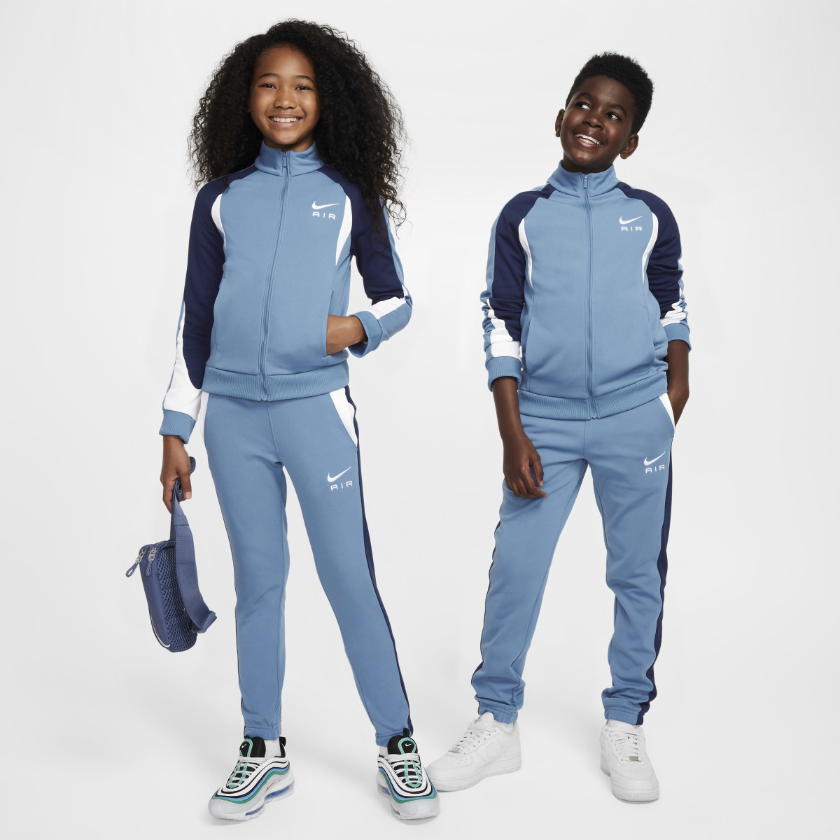 Костюм спортивний Nike Air Tracksuit FZ4952-429
