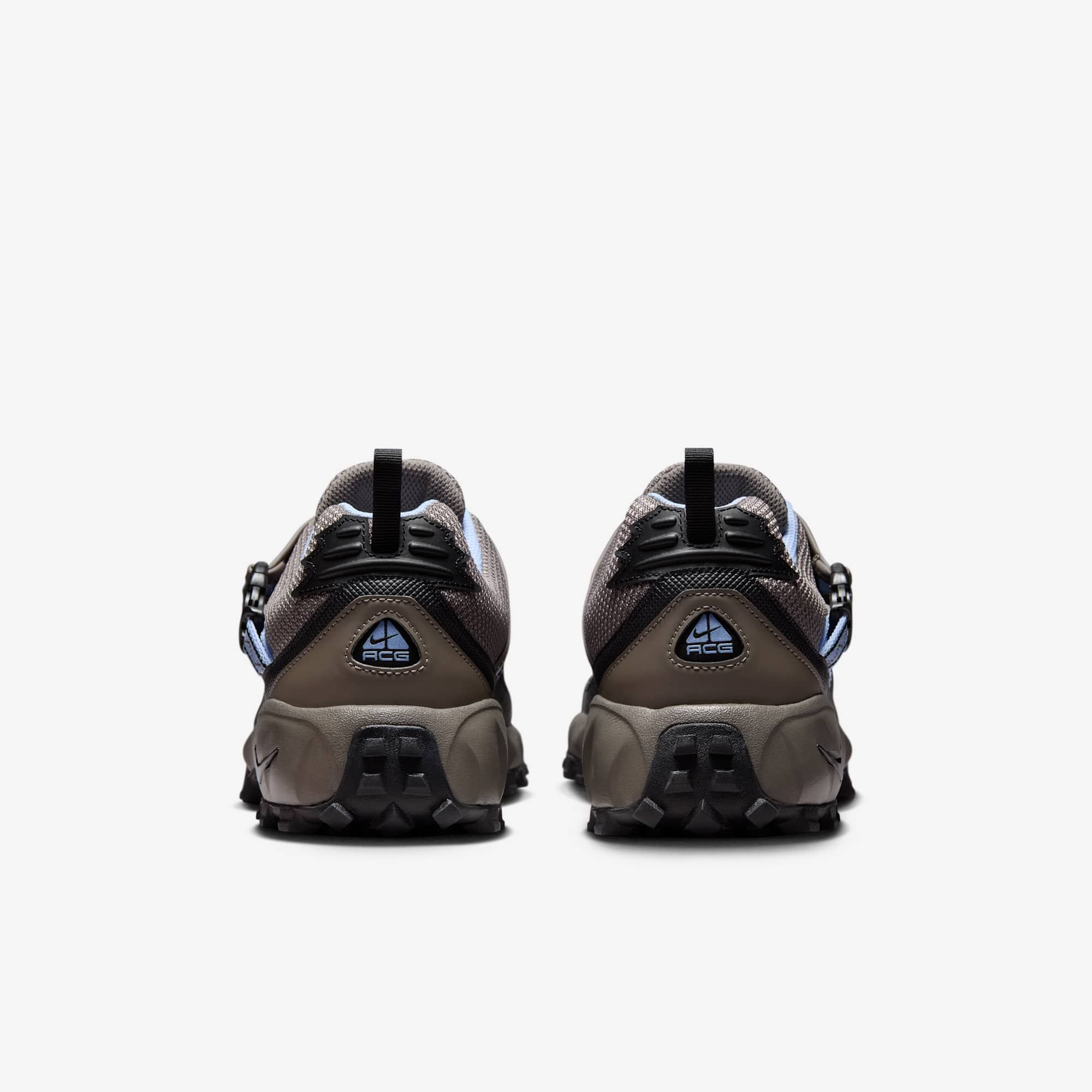 Кросівки Nike ACG Air Phassad HM7133-200