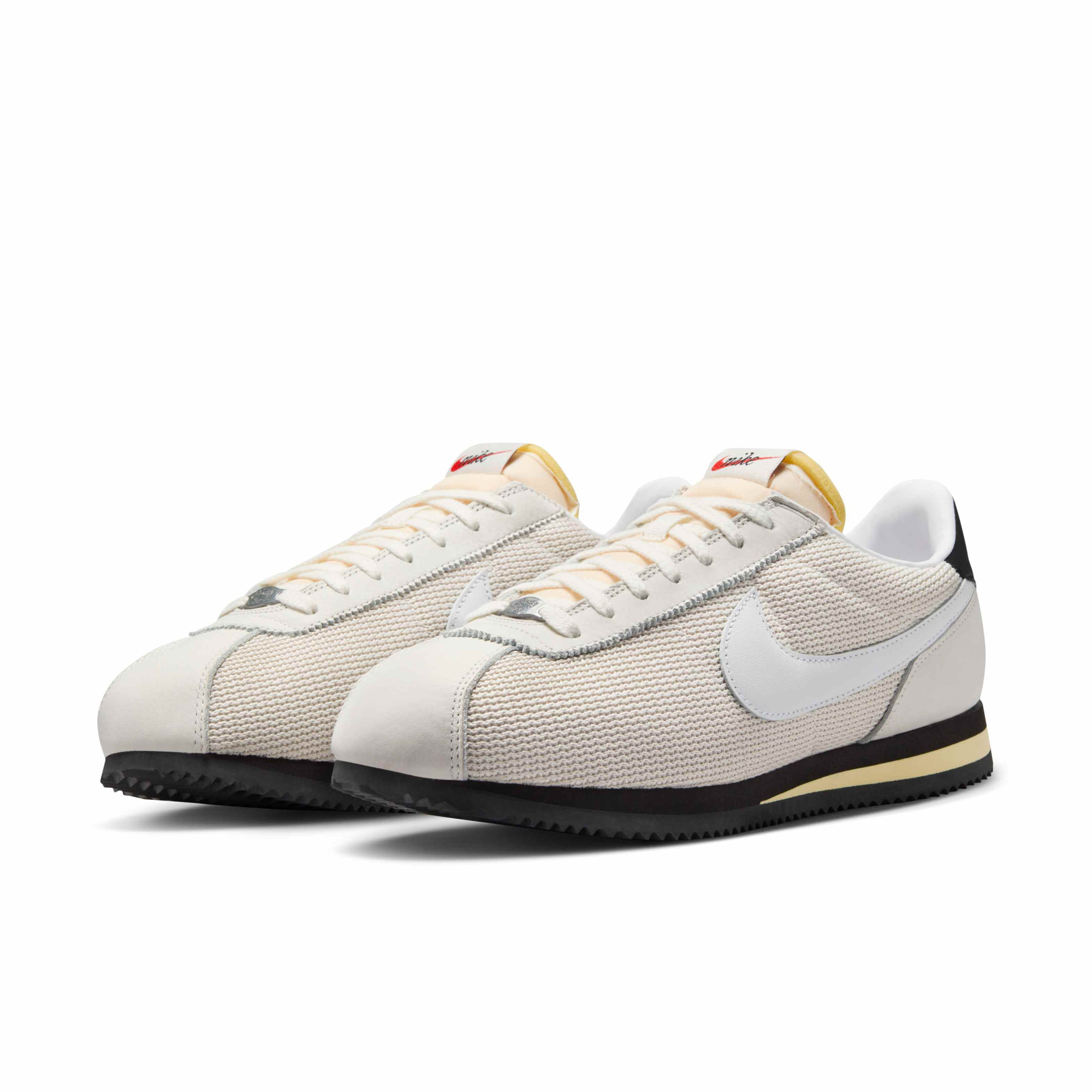 Кросівки чоловічі Nike Cortez Beige FZ4630-100