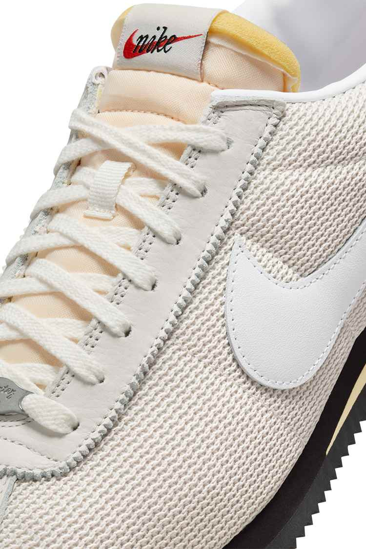 Кросівки чоловічі Nike Cortez Beige FZ4630-100