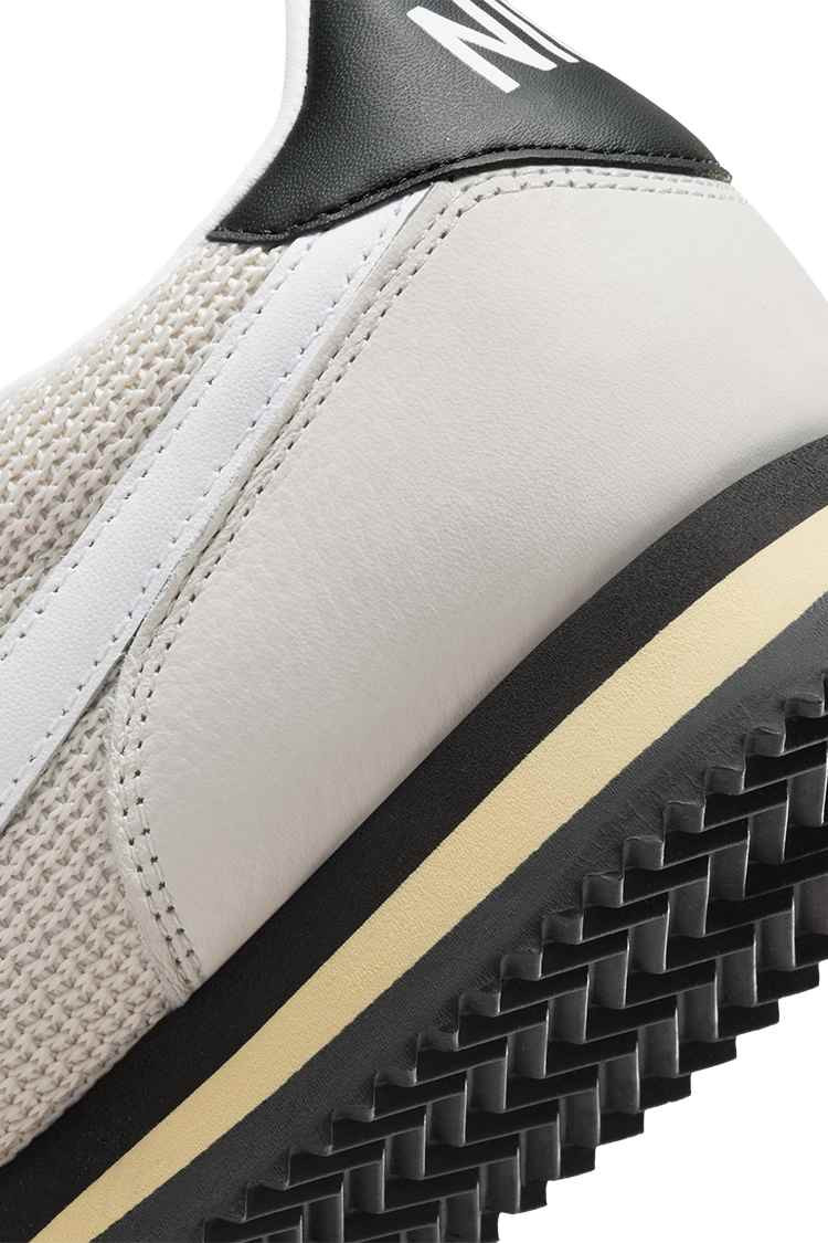 Кросівки чоловічі Nike Cortez Beige FZ4630-100