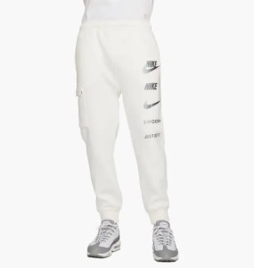 Штани Nike Sportswear Standard Issue FJ0550-133
