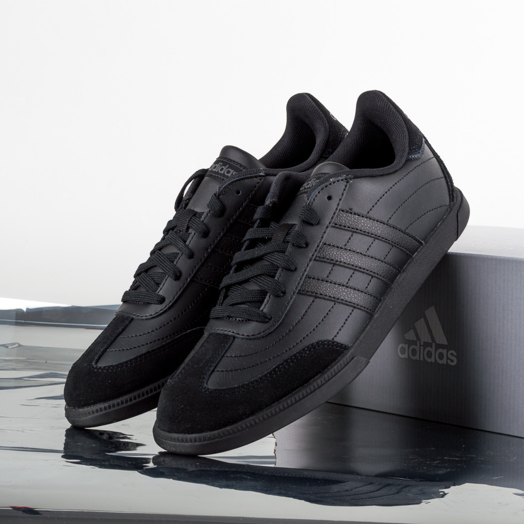 Кросівки Adidas OKOSU H02041