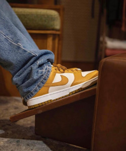 Кросівки Nike Dunk Low Next Nature Phantom Gold DN1431-001 DN1431-001